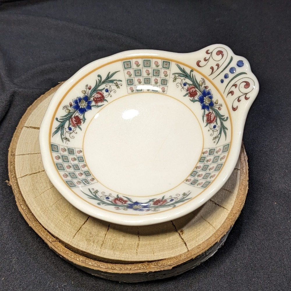 Syracuse China USA Trinket Dish.